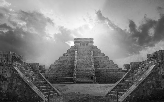 mexico-chichen-itz-c3-a1-yucat-c3-a1n-mayan-pyramid-of-royalty-free-image-1682804616