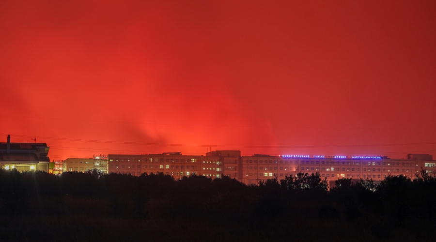 ΣΕ ΑΠΟΣΤΑΣΗ ΑΝΑΠΝΟΗΣ Η ΦΩΤΙΑ ΑΠΟ ΤΟ ΝΟΣΟΚΟΜΕΙΟ ΑΛΕΞΑΝΔΡΟΥΠΟΛΗΣ (ΒΑΣΙΛΗΣ ΒΕΡΒΕΡΙΔΗΣ / ΜΟΤΙΟΝ ΤΕΑΜ)