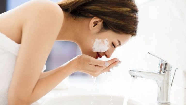 washing_face-768x432