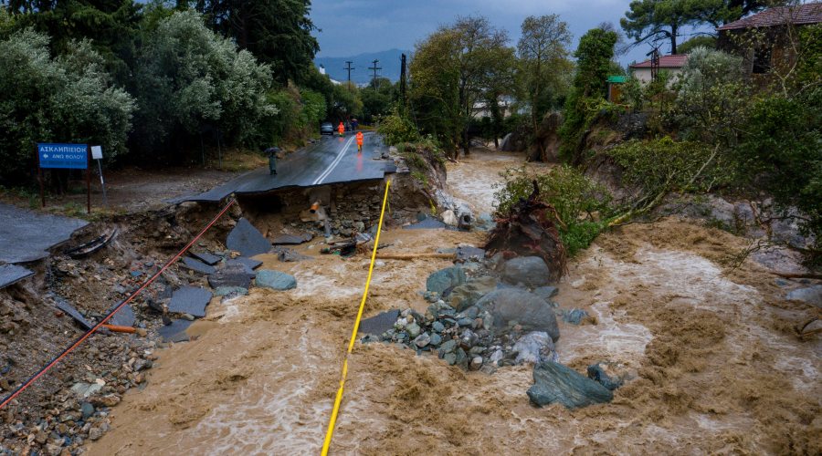 Καταστροφές στο Βόλο απο την κακοκαιρία. Τετάρτη 6 Σεπτεμβρίου 2023  (ΑΝΤΩΝΗΣ ΝΙΚΟΛΟΠΟΥΛΟΣ / EUROKINISSI)