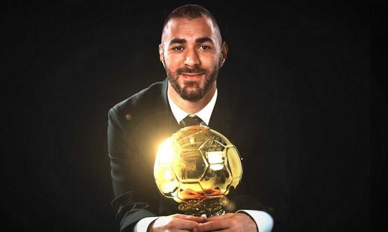 Бензема золотой мяч. Бензема золотой мяч 2022. Benzema Ballon d'or. Бензема получил золотой мяч. Карим Бензема на вручении золотого мяча 2022.