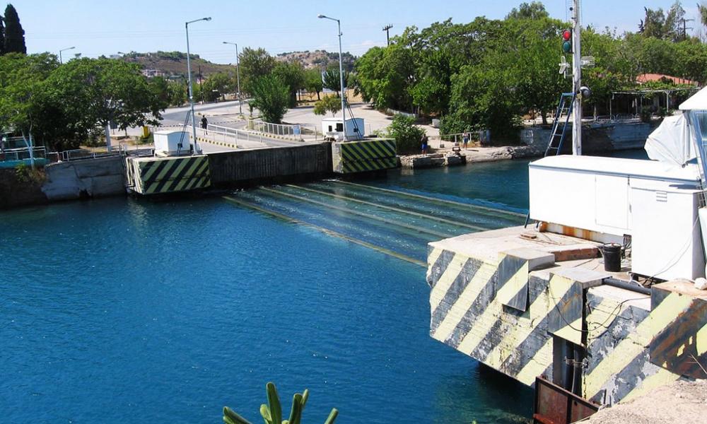 Posidonia-Submersible-Bridge