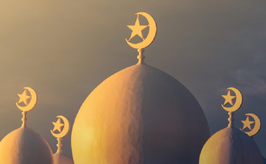 dome-mosque-golden-sunset-light-768x472