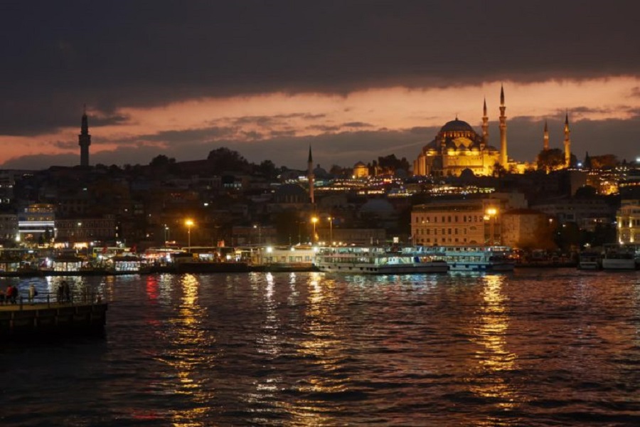 istanbul-night-beautiful-view-sea-sky-city-lights