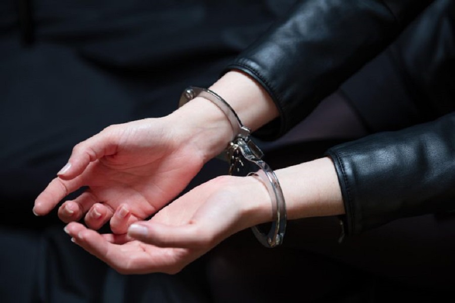 arrest-protection-from-crime-law-violation-handcuff-criminal-woman-hands-close-up