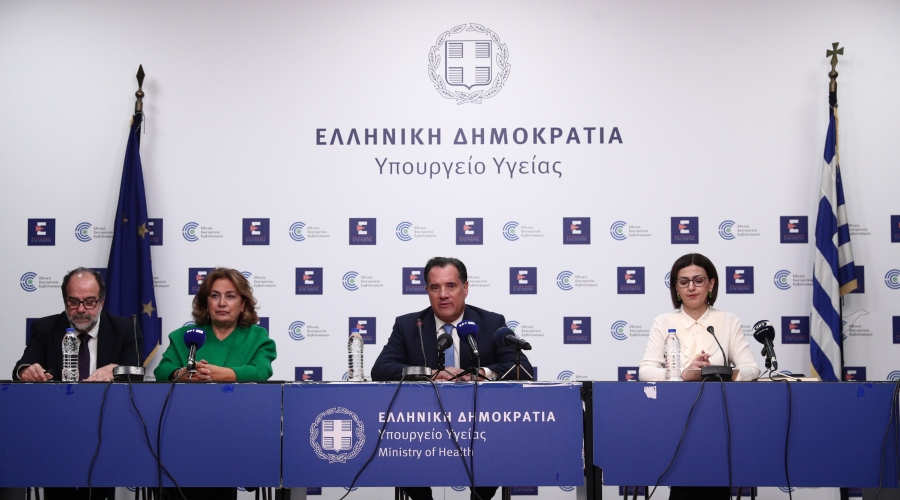 Συνέντευξη τύπου από τον υπουργό Υγείας, Άδωνι Γεωργιάδη, την αναπληρώτρια υπουργό Υγείας, Ειρήνη Αγαπηδάκη, τον Πρόεδρο του ΕΟΔΥ και Καθηγητή Υγιεινής και Επιδημιολογίας, Χρήστο Χατζηχριστοδούλου και την Καθηγήτρια Πνευμονολογίας και Εντατικής Θεραπείας ΕΚΠΑ, Αναστασία Κοτανίδου για την πορεία του κορονοϊού στην χώρα και τα σχετικά στοιχεία, Τετάρτη 10 Ιανουαρίου 2024. 
(ΣΩΤΗΡΗΣ ΔΗΜΗΤΡΟΠΟΥΛΟΣ/EUROKINISSI)