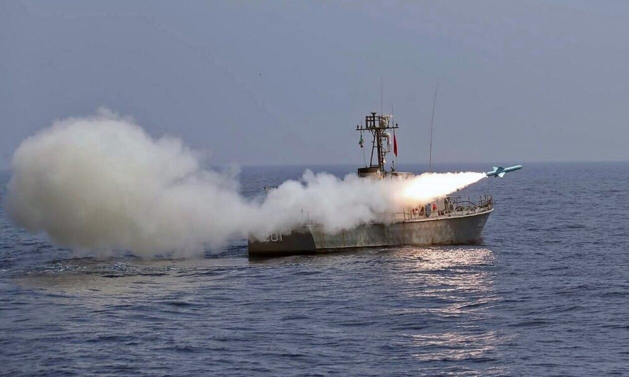 iran-missile-boat