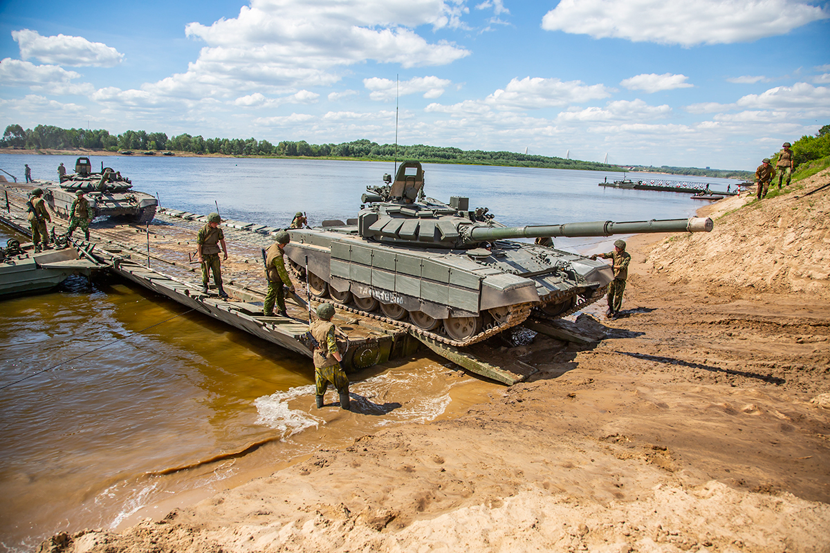 Russian-Pontoon-Bridge