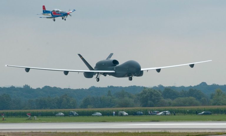 Global-Hawk_drone