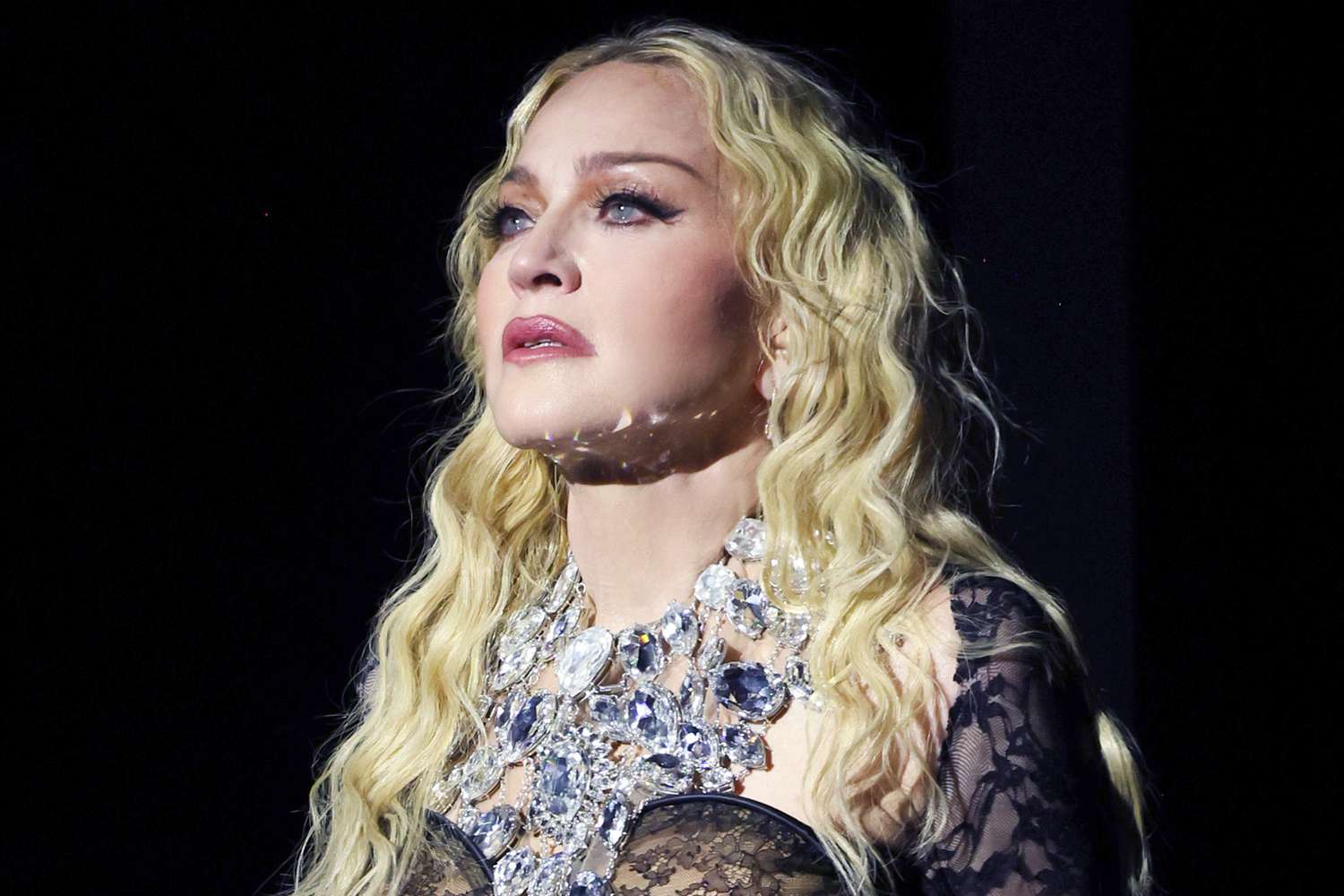 Madonna-041024-206e3423d70d48bd914cd1046624f849