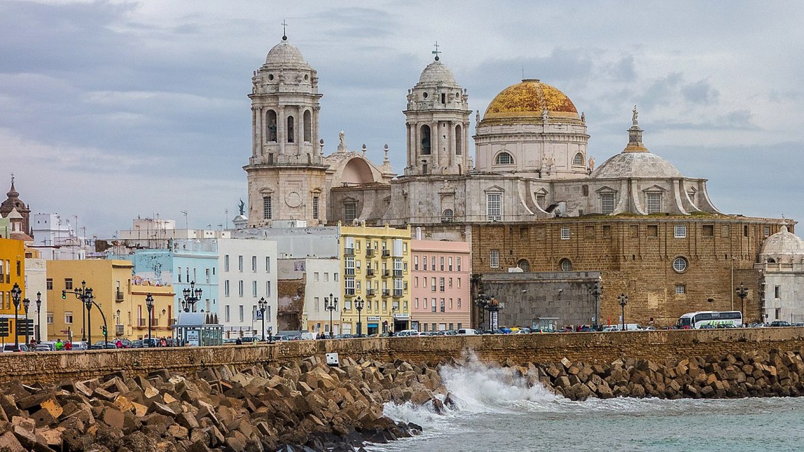 Remote-workers-in-cadiz-1600x900-1