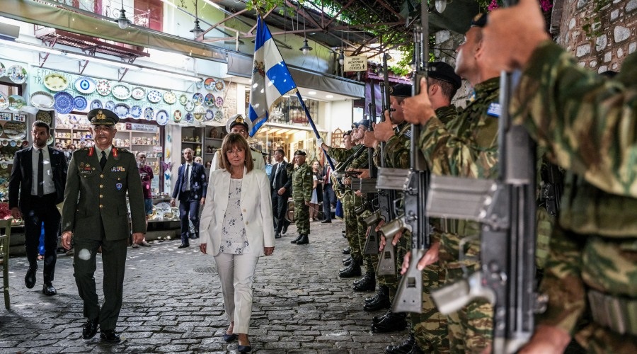 Η Πρόεδρος της Δημοκρατίας Κατερίνα Σακελλαροπούλου στη θεία λειτουργία για την εορτή της Κοιμήσεως της Θεοτόκου στον Ιερό Ναό Κοιμήσεως Θεοτόκου Αγιάσου, στη Λέσβο.  Πέμπτη 15 Αυγούστου 2024  (ΠΑΝΑΓΙΩΤΗΣ ΜΠΑΛΑΣΚΑΣ/EUROKINISSI)