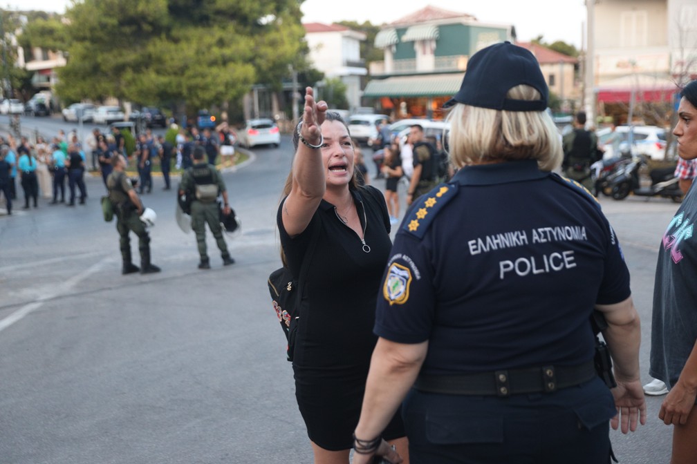 Συγκέντρωση διαμαρτυρίας στη Πεντέλη όπου ο Πρωθυπουργός Κυριάκος Μητσοτάκης θα μεταβεί με υπουργικό κλιμάκιο για σύσκεψη Τρίτη 20 Αυγούστου 2024 (ΓΙΑΝΝΗΣ ΠΑΝΑΓΟΠΟΥΛΟΣ / ΕUROKINISSI)