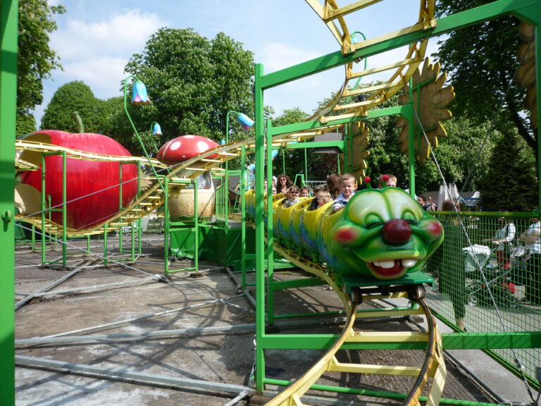 Lille_-_Les_Poussins_Parc_de_la_Citadelle_04-768x576