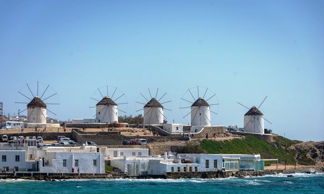 mikonos