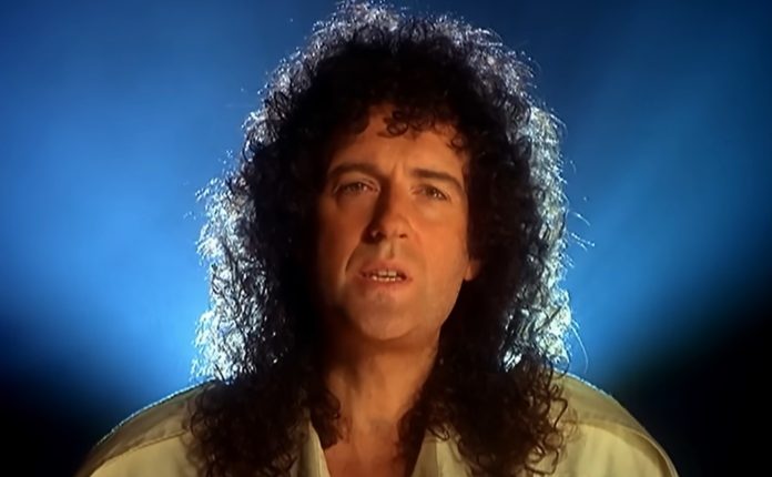 MC-BrianMayQueen-01-696x430