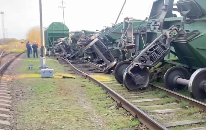 russia-ukraine.train_