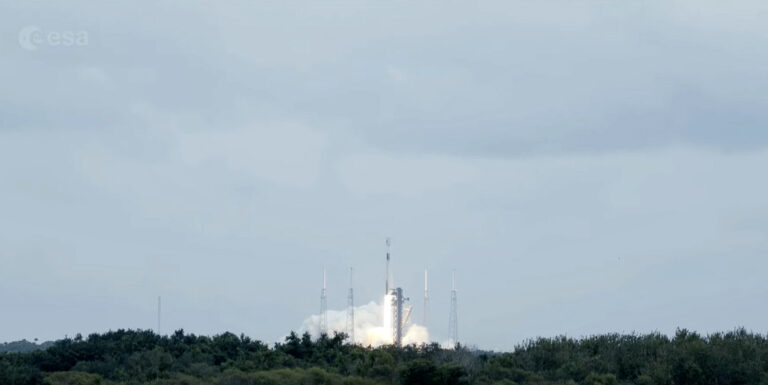 This still image taken from a European Space Agency broadcast and made available by ESA shows the lift off of SpaceX Falcon 9's ESA Hera mission from Cape Canaveral Space Force Station, in Florida, on October 7, 2024. A European mission to investigate an asteroid hit by the first test of Earth's planetary defences blasted off on October 7, 2024 despite a hurricane bearing down on Florida. A broadcast by the European Space Agency showed the SpaceX Falcon 9 rocket launching into cloudy skies from Cape Canaveral in the US state of Florida, where Hurricane Milton has forced evacuations ahead of expected landfall on October 9. (Photo by Handout / EUROPEAN SPACE AGENCY / AFP) / RESTRICTED TO EDITORIAL USE - MANDATORY CREDIT "AFP PHOTO /  HANDOUT / ESA /  " - NO MARKETING NO ADVERTISING CAMPAIGNS - DISTRIBUTED AS A SERVICE TO CLIENTS