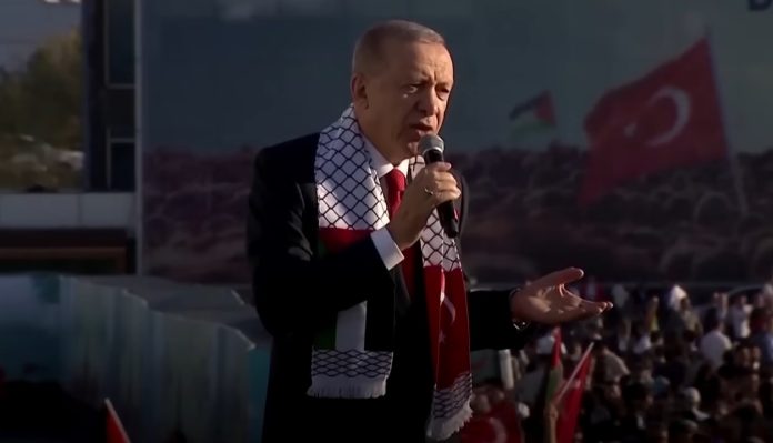 MC-Erdogan-01-696x399