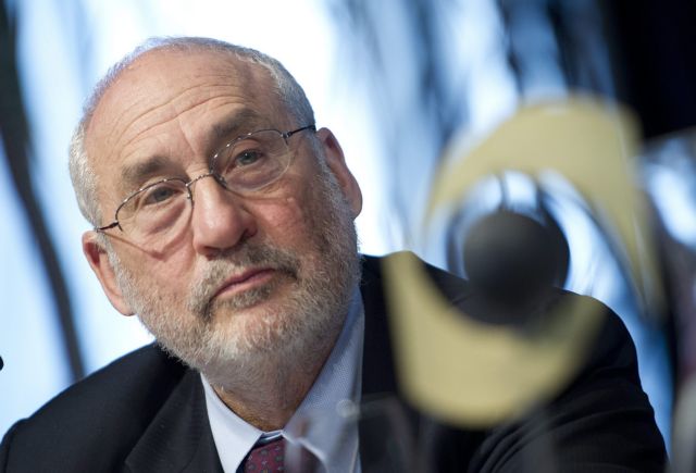 epa05458150 (FILE) A file photograph showing Joseph E. Stiglitz, Professor, Columbia University, speaks during the 'public eye awards' on the side line of the 42nd Annual Meeting of the World Economic Forum, WEF, in Davos, Switzerland, 27 January 2012. Reports on 06 August 2016 state that Joseph Stiglitz has resigned from the Panama Papers commission due to Panama's refusal to guarantee the committee’s report would be made public. Swiss anti-corruption expert Mark Pieth also quit the group on 05 August 2016. The Panama Papers commission is looking into the leaked detailed financial information from offshore accounts and potential tax evasion by the rich and powerful.  EPA/JEAN-CHRISTOPHE BOTT *** Local Caption *** 50192418