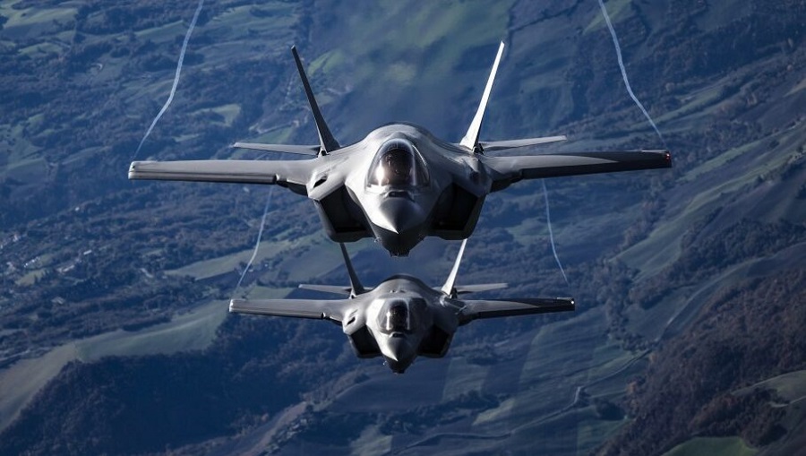 F35-910x515