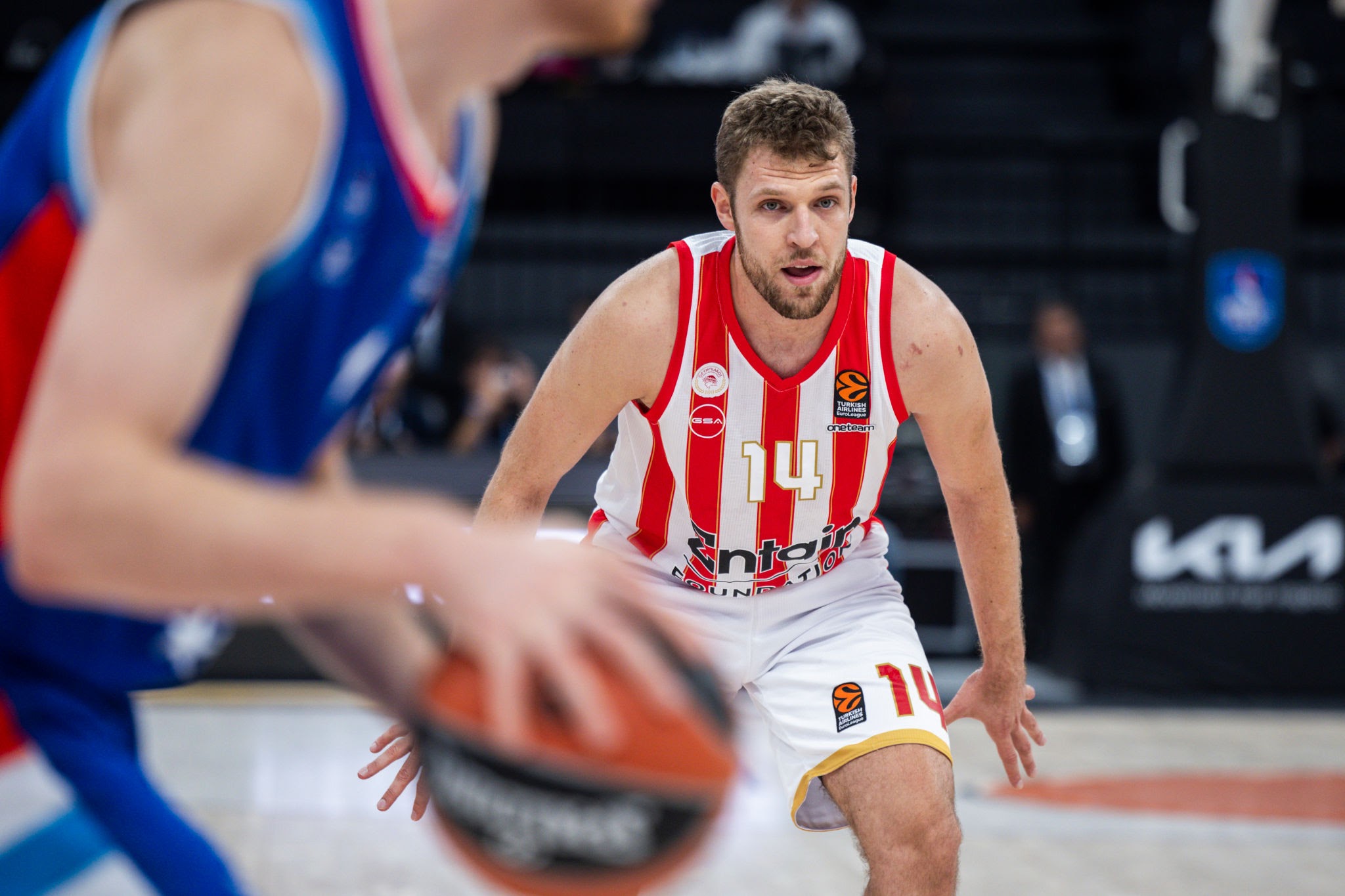 ISTANBUL, TURKEY - OCTOBER 18: Sasha Vezenkov, #14 of Olympiacos Piraeus in action during the Turkish Airlines EuroLeague Regular Season Round 4 match between Anadolu Efes Istanbul and Olympiacos Piraeus at Basketball Development Center on October 18, 2024 in Istanbul, Turkey. (Photo by Tolga Adanali/Euroleague Basketball via Getty Images)