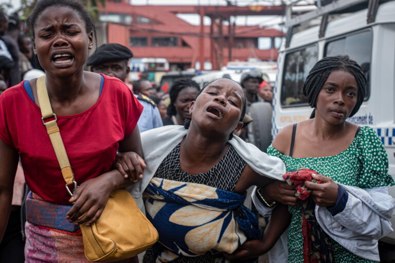 epaselect epa11639754 Relatives of victims of a capsized boat react in Goma, North Kivu, Democratic Republic of Congo, 03 October 2024. A boat named 'MV Merdi' coming from Minova, South Kivu, and carrying scores of passengers capsized on Lake Kivu near the port of Kituku. Several dozen passengers lost their lives according to witnesses and some survivors were taken to a local hospital.  EPA/MARIE JEANNE MUNYERENKANA