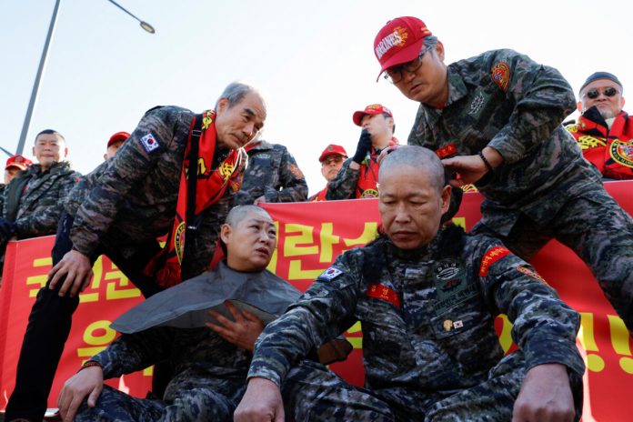 SOUTHKOREA-POLITICS-10-1200x800-696x464 (1)