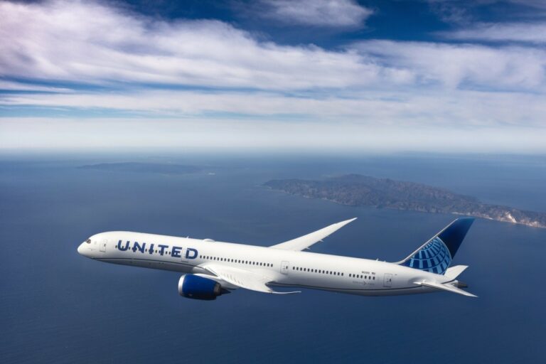 United-Airlines-B787-1280x853-1-768x512