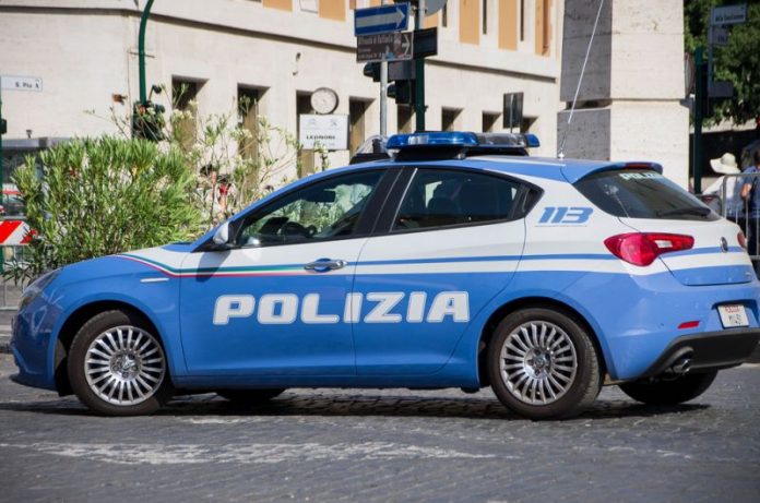 police-italy-696x461