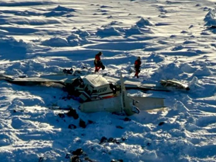 alaska-plane-crash-696x521