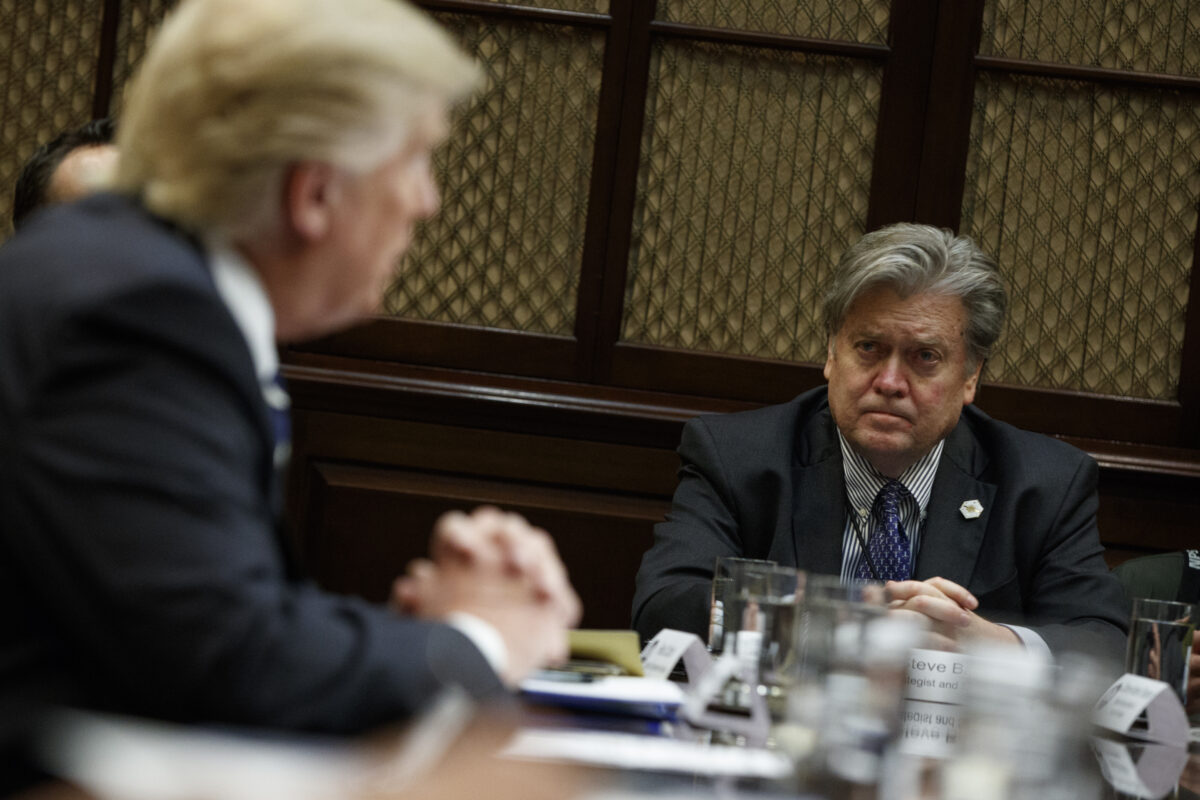 steve-bannon-trump