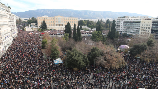 tempi_syntagma