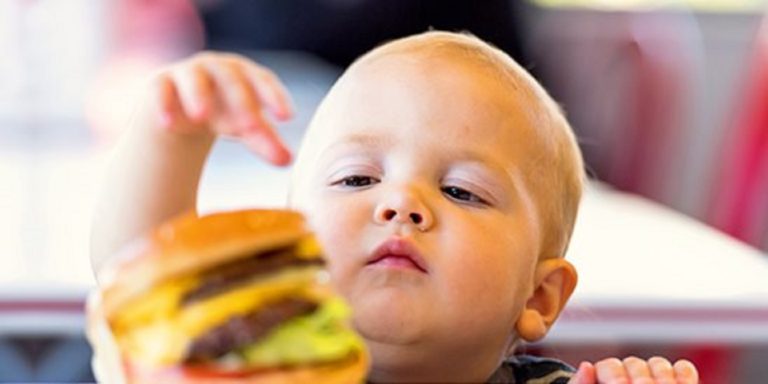 APS-Childhood-Obesity-fast-food-toddler-548x274-1-768x384-1